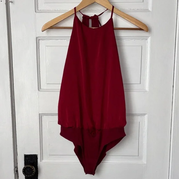 ABERCROMBIE & FITCH SLEEVELESS HALTER BODYSUIT - Picture 2 of 9